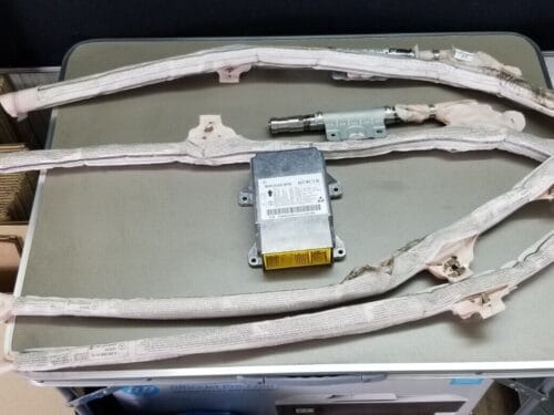 MERCEDES BENZ E Class W207   2 X ROOF CURTNAIN AIR BAG + MCU