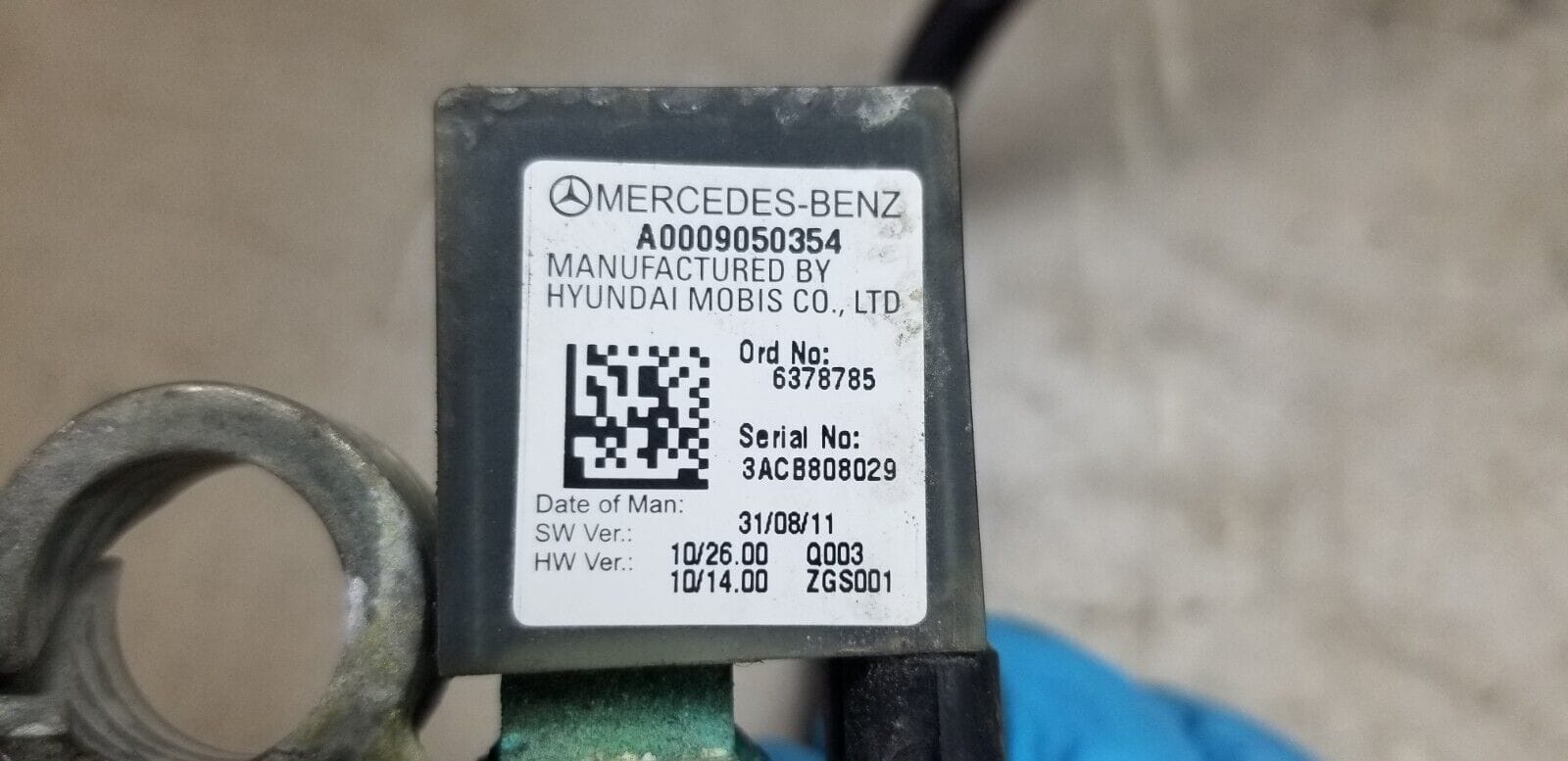 MERCEDES BENZ E250 W207 BATTERY TERMINAL A0009050354 - Image 3