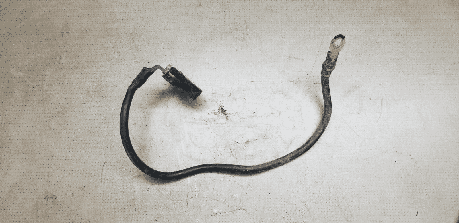 MERCEDES BENZ E250 W207 BATTERY TERMINAL A0009050354