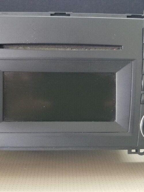 Mercedes-Benz MF2830 OEM Radio A1699002000 Front View