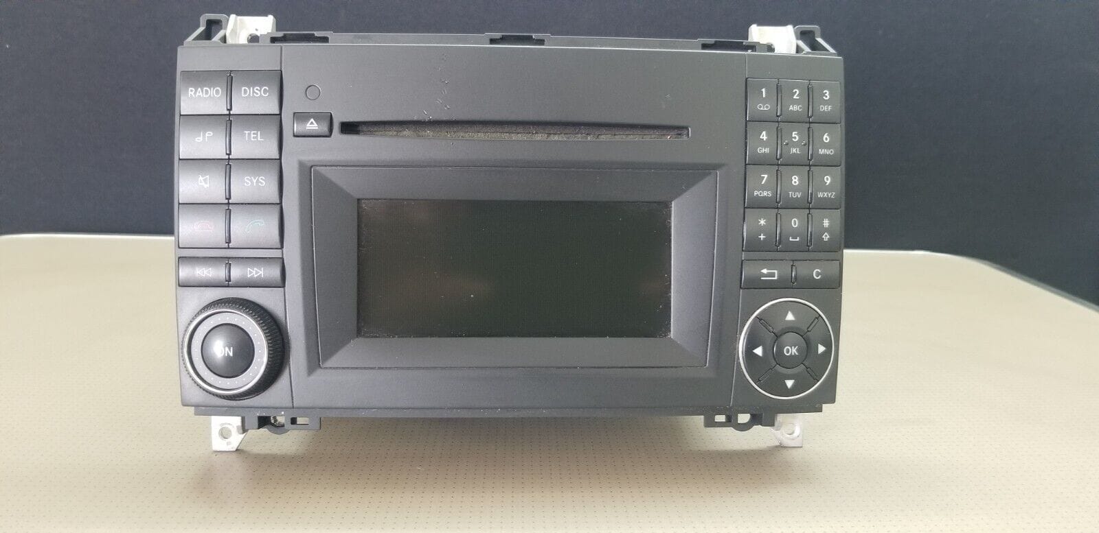 Mercedes-Benz MF2830 OEM Radio A1699002000 Front View