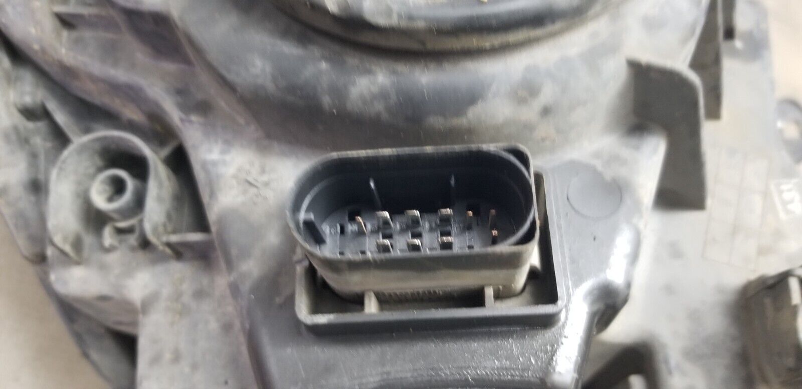 Mercedes Benz Sprinter W906 2013-2018 Headlight Passenger Side Left A9068202561 - Image 8