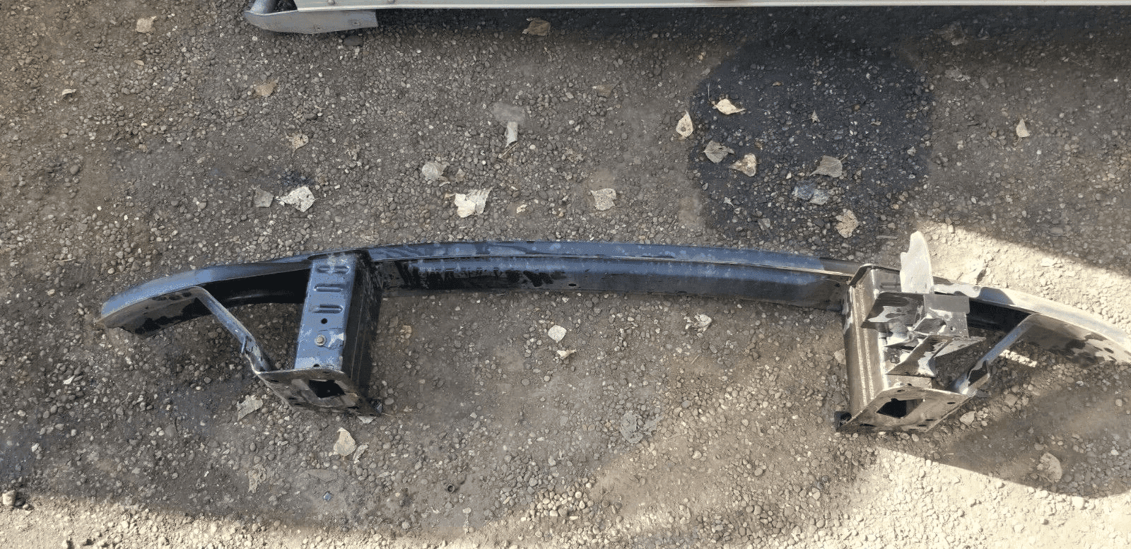 MERCEDES-BENZ VITO 110 FRONT REINFORMCEMENT BAR A6396201434 - Image 4