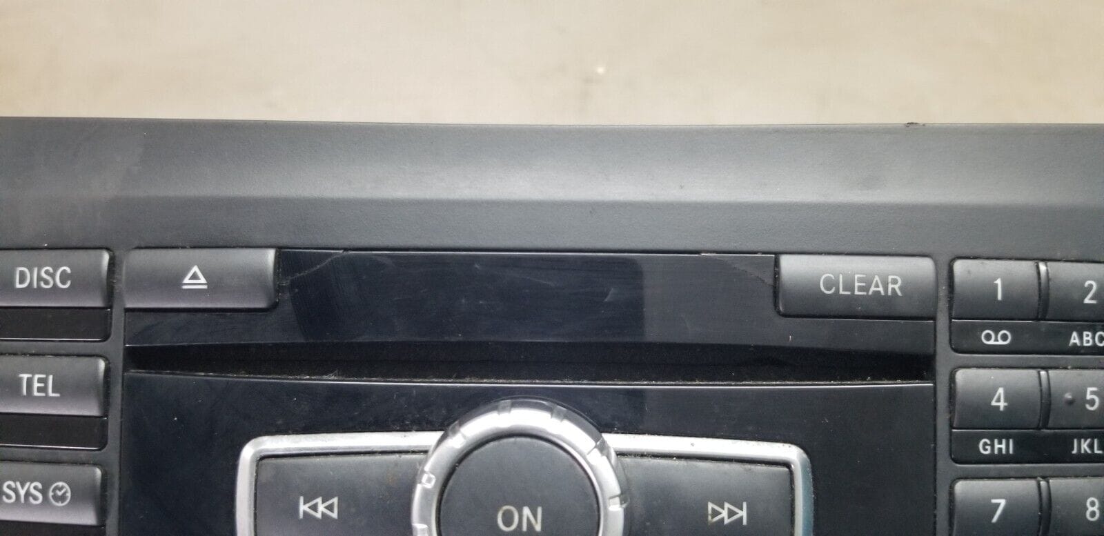 Mercedes Benz C Class W204 2011 CD SAT NAV Stereo Radio Head Unit A2049004306/No Code - Image 8