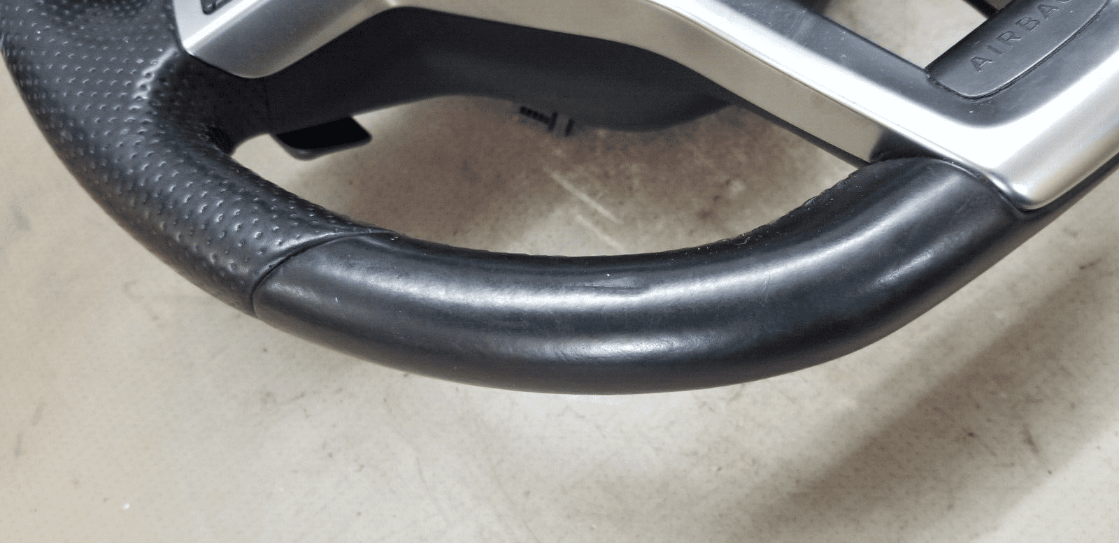 Mercedes Benz E Class Steering Wheel A1724607303 09-16 |O - Image 6