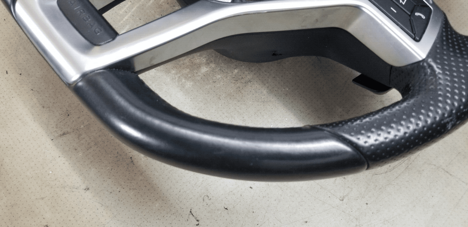 Mercedes Benz E Class Steering Wheel A1724607303 09-16 |O - Image 8