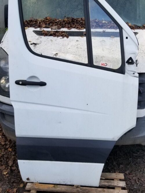 MERCEDES SPRINTER Front Door Drivers Side 2014 Diesel W906