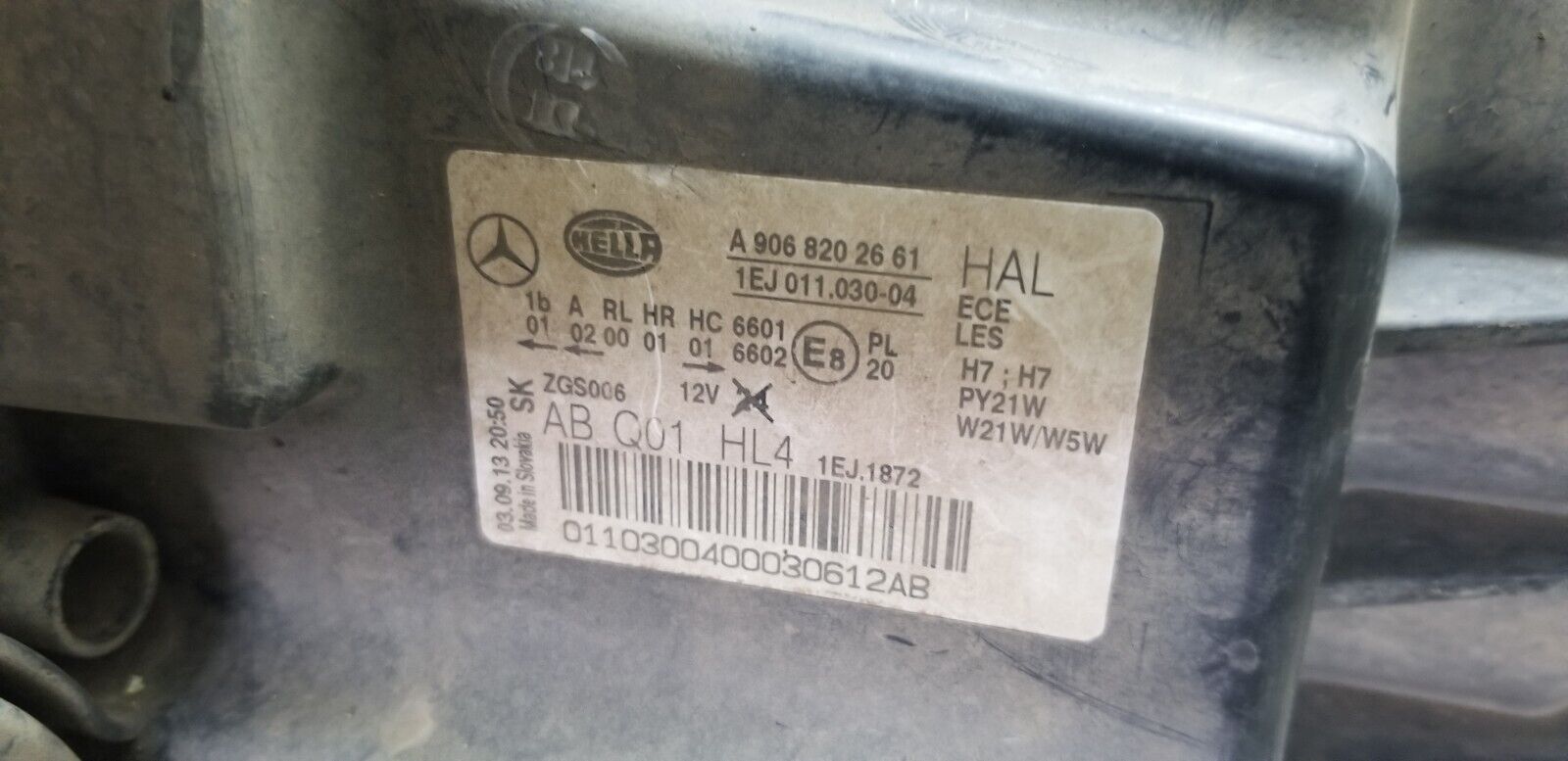 Mercedes Sprinter Headlamp Halogen Right A9068202661 W906 2015-Damaged - Image 7