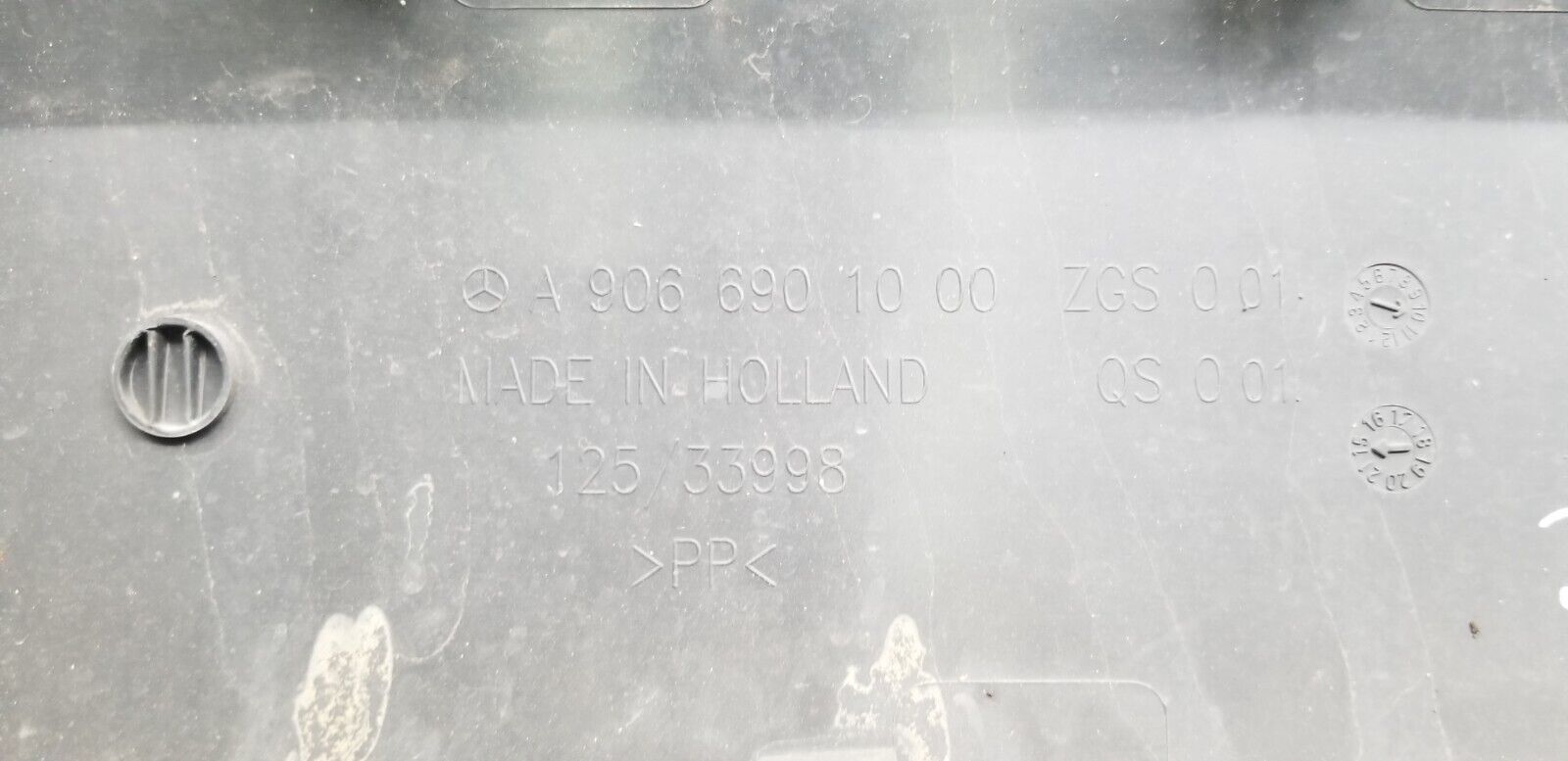 Mercedes Sprinter Trim Panel Drivers Side 2015 Diesel A9066901000 - Image 4