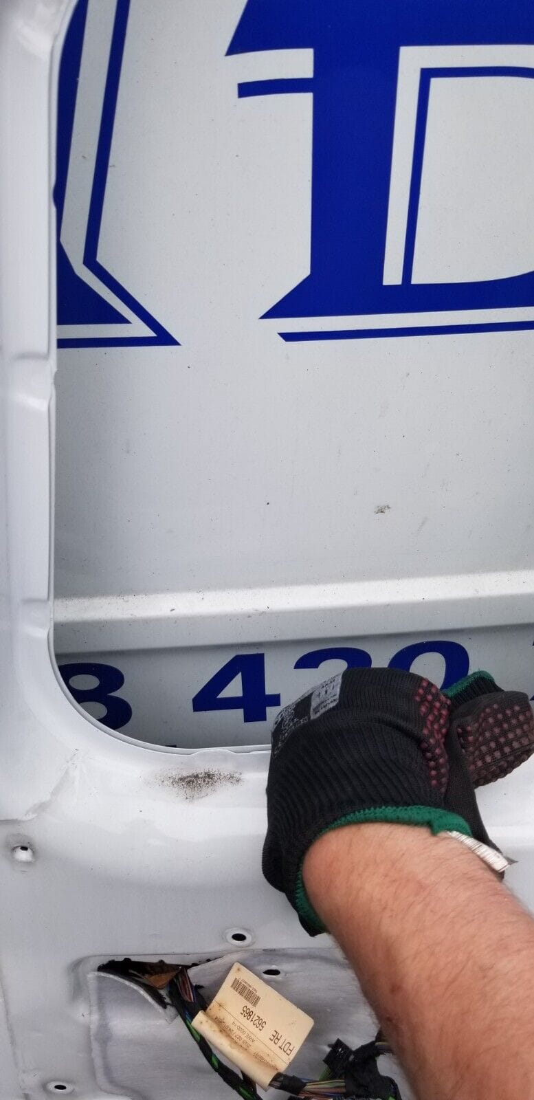 MERCEDES SPRINTER W906 DRIVERS SIDE FRONT RIGHT DOOR 2007 - 2018 - Image 4