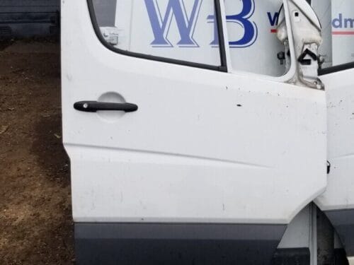 MERCEDES SPRINTER W906 DRIVERS SIDE FRONT RIGHT DOOR 2007 – 2018