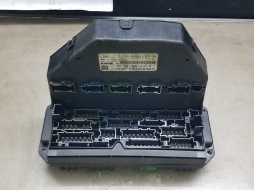 Mercedes W212 E-Class Fuse Relay Box A2129006924 - Front View