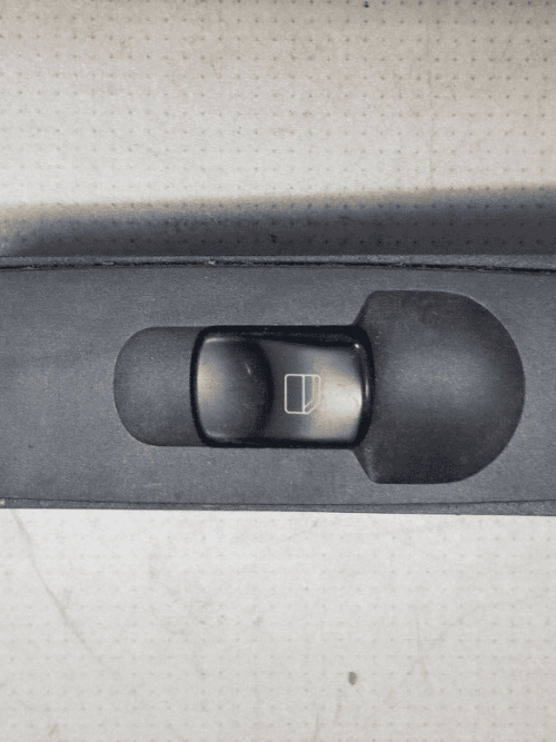 Mercedes-Benz W906 Sprinter N/S Left Side Window Switch A9065451913