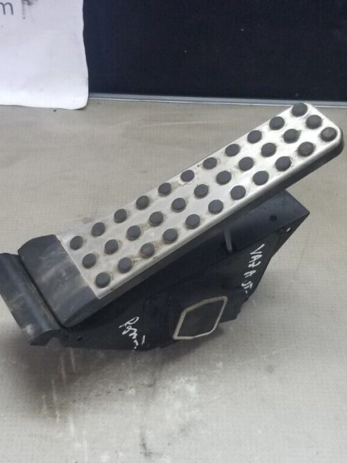 Mercedes Benz E Class Accelerator Pedal A2043000200 2014 W212 E220 CDi Throttle Pedal |O
