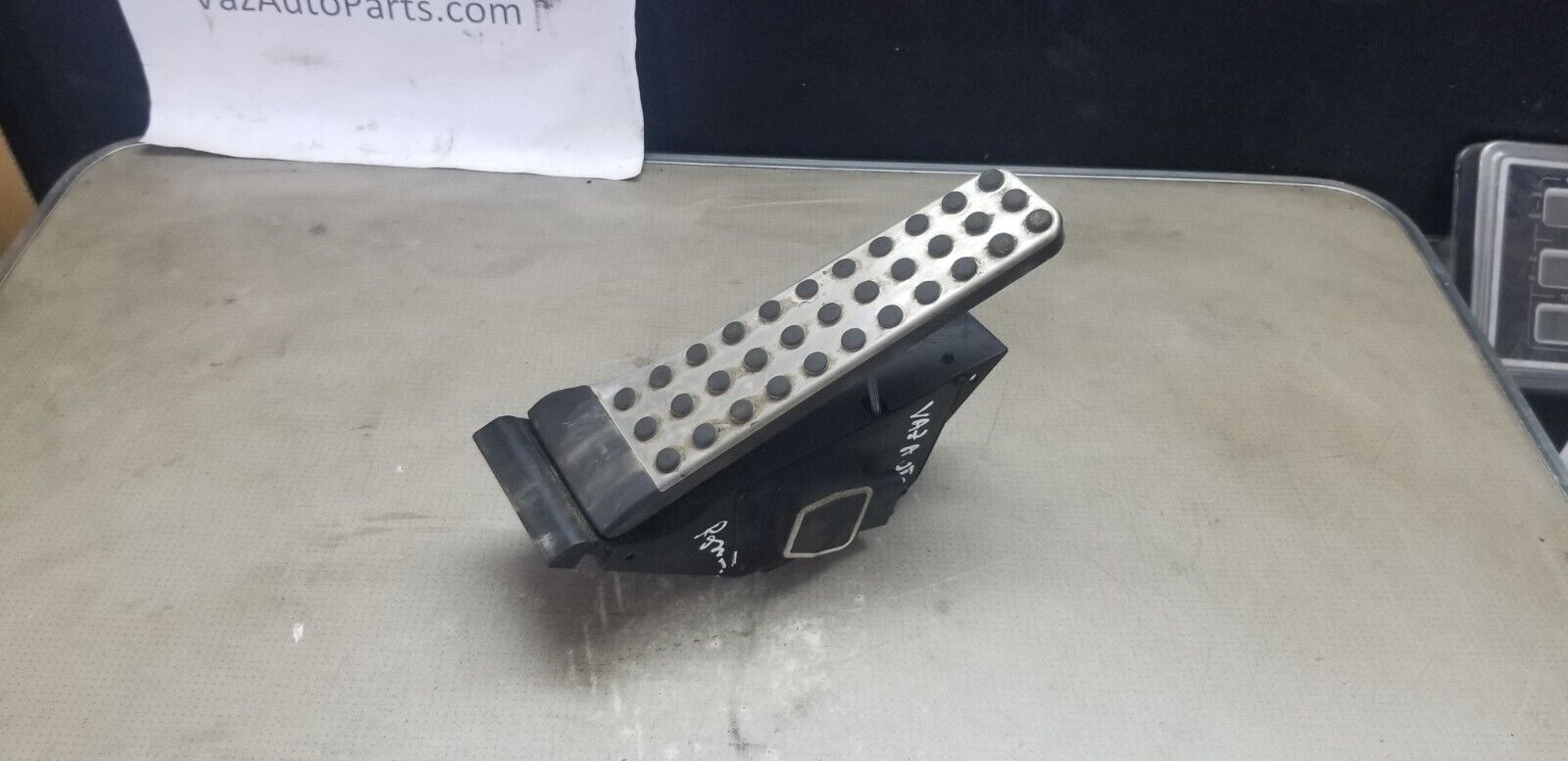 Mercedes Benz E Class Accelerator Pedal A2043000200 2014 W212 E220 CDi Throttle Pedal |O