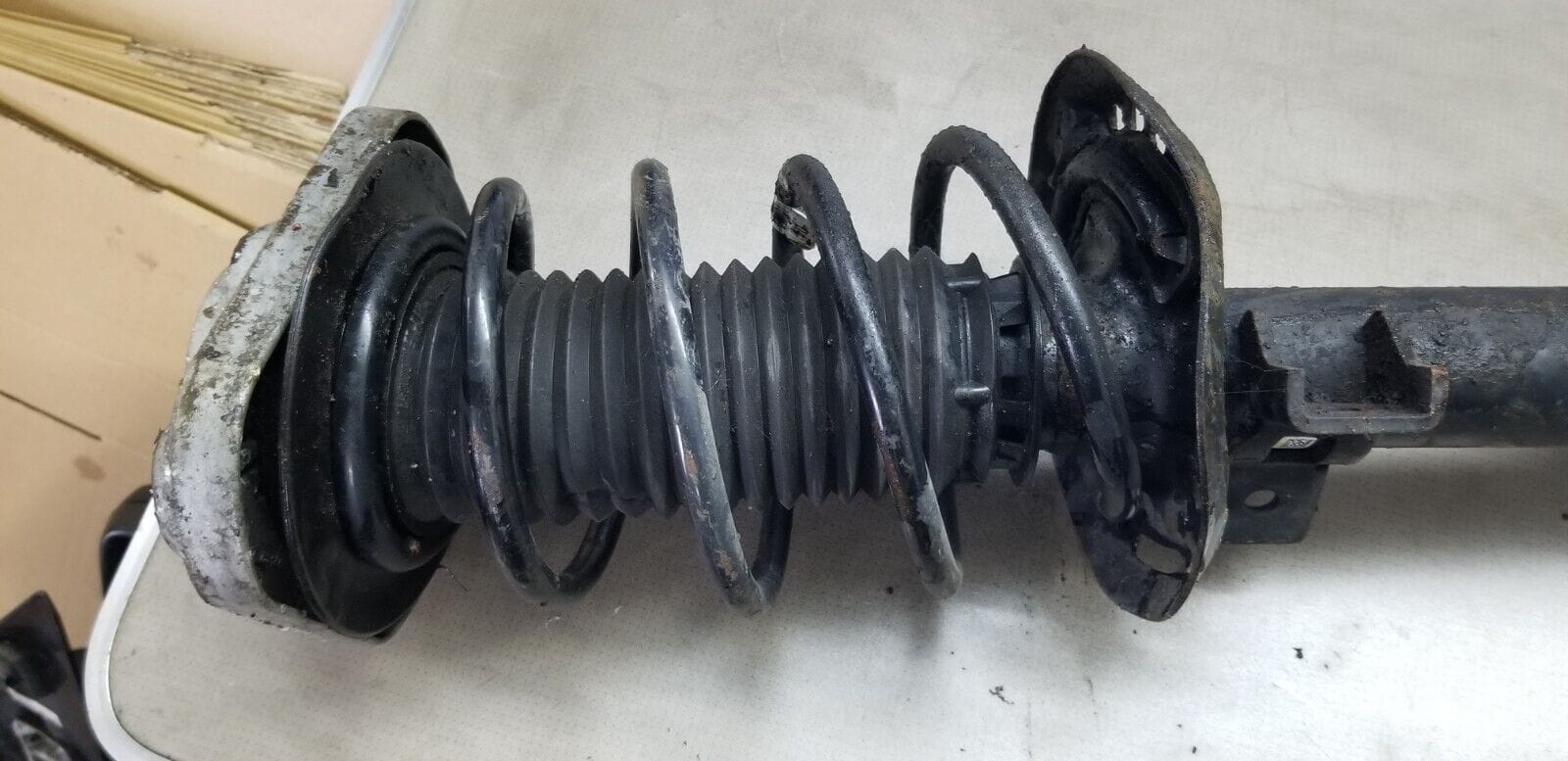 Mercedes E Class Shock Absorber Front 2014 E220 W212 Suspension Leg A2123208738 - Image 4