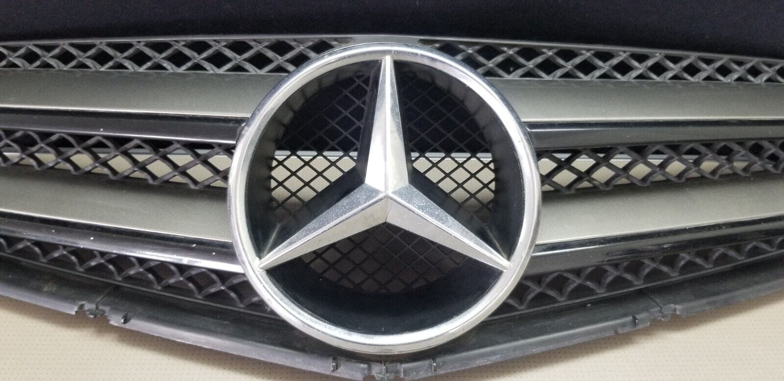 Mercedes E Coupe W207 C207 Front Grille Grill A2078880283 - Image 4