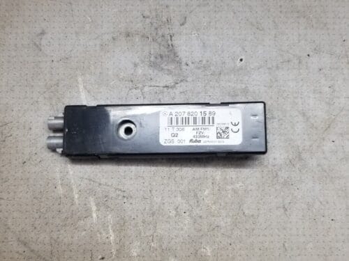 Mercedes W207 C207 Coupe Aerial Antenna Amplifier Control Unit A2078201589