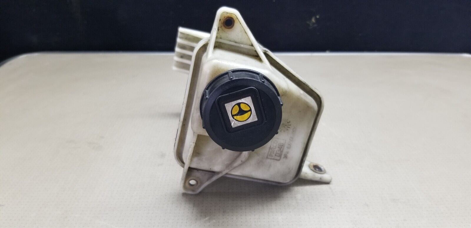 PEUGEOT BOXER 3 14-18 LWB EURO6 2.0 BLUE HDI POWER STEERING FLUID TANK