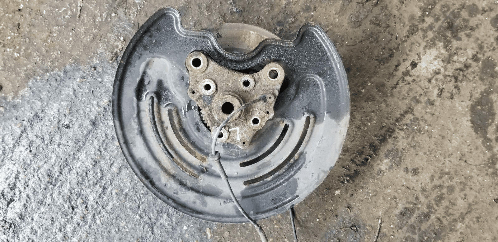 Renault Trafic 2016 Wheel Bearing Hub Rear Passenger Side |O - Image 3