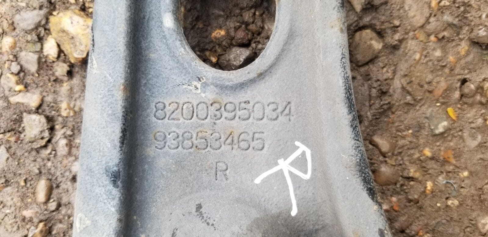 RENAULT TRAFIC III 2014-2023 RF LOWER CONTROL ARM 8200395034 - Image 4