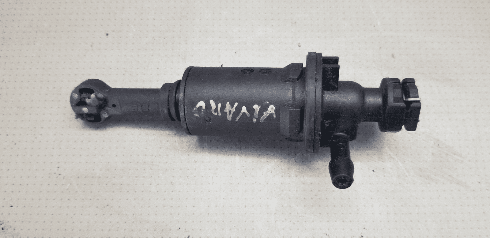 RENAULT TRAFIC MK2 2001-2016 1.9 CLUTCH MASTER CYLINDER 8200506490 - Image 3