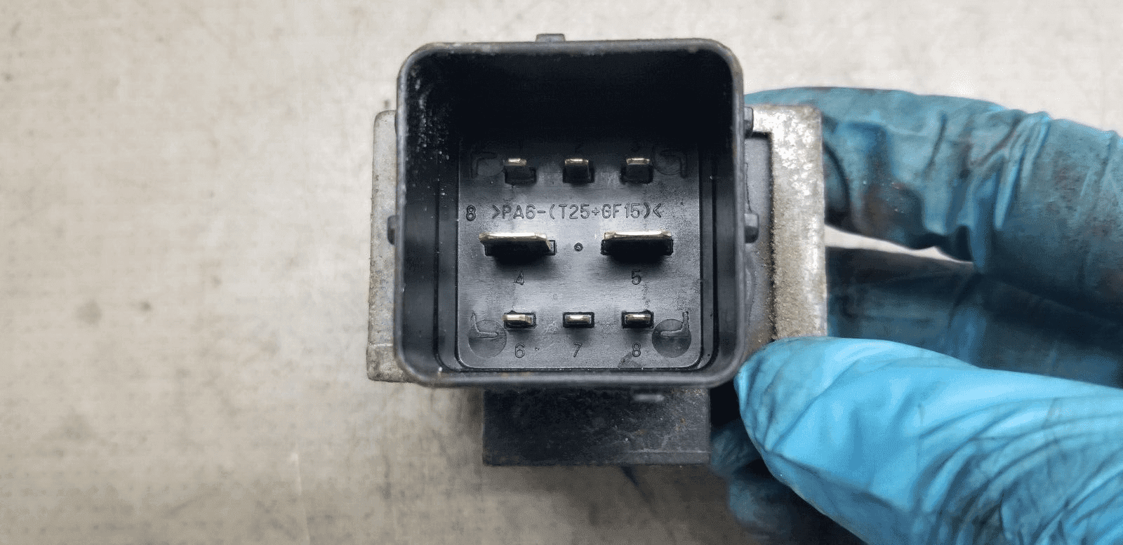 RENAULT TRAFIC VIVARO PRIMASTAR GLOW PLUG CONTROL MODULE/RELAY 2013 - Image 3