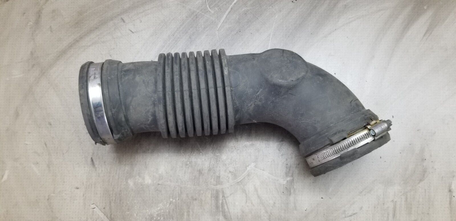 Renault Master III 10-19 Turbocharger Air Intake Inlet Pipe Hose 2.3 DCI - Image 3