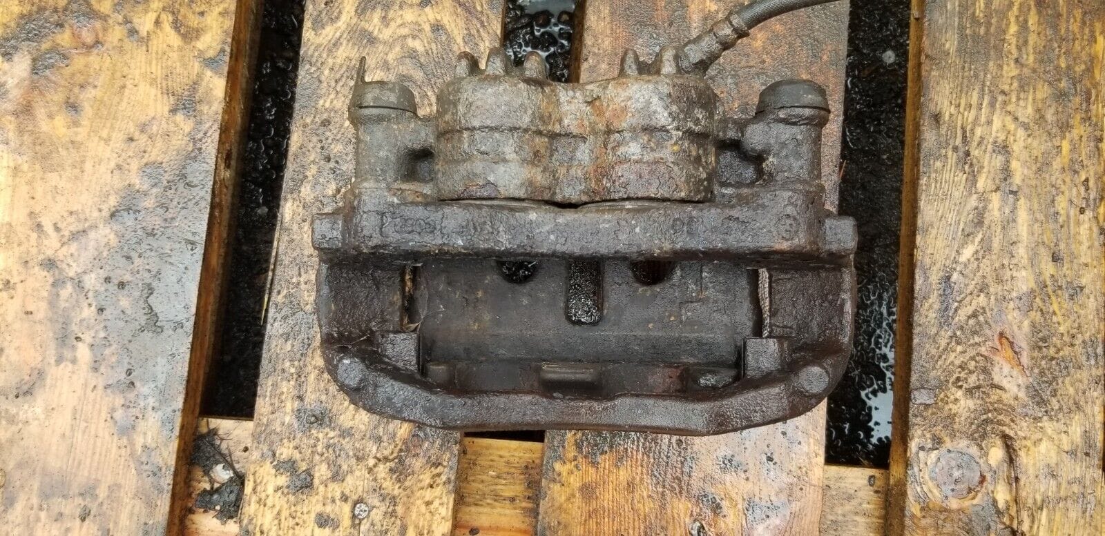 Renault Master / NV400 / Movano 2.3 dci 2011-2017 front caliper driver side - Image 4