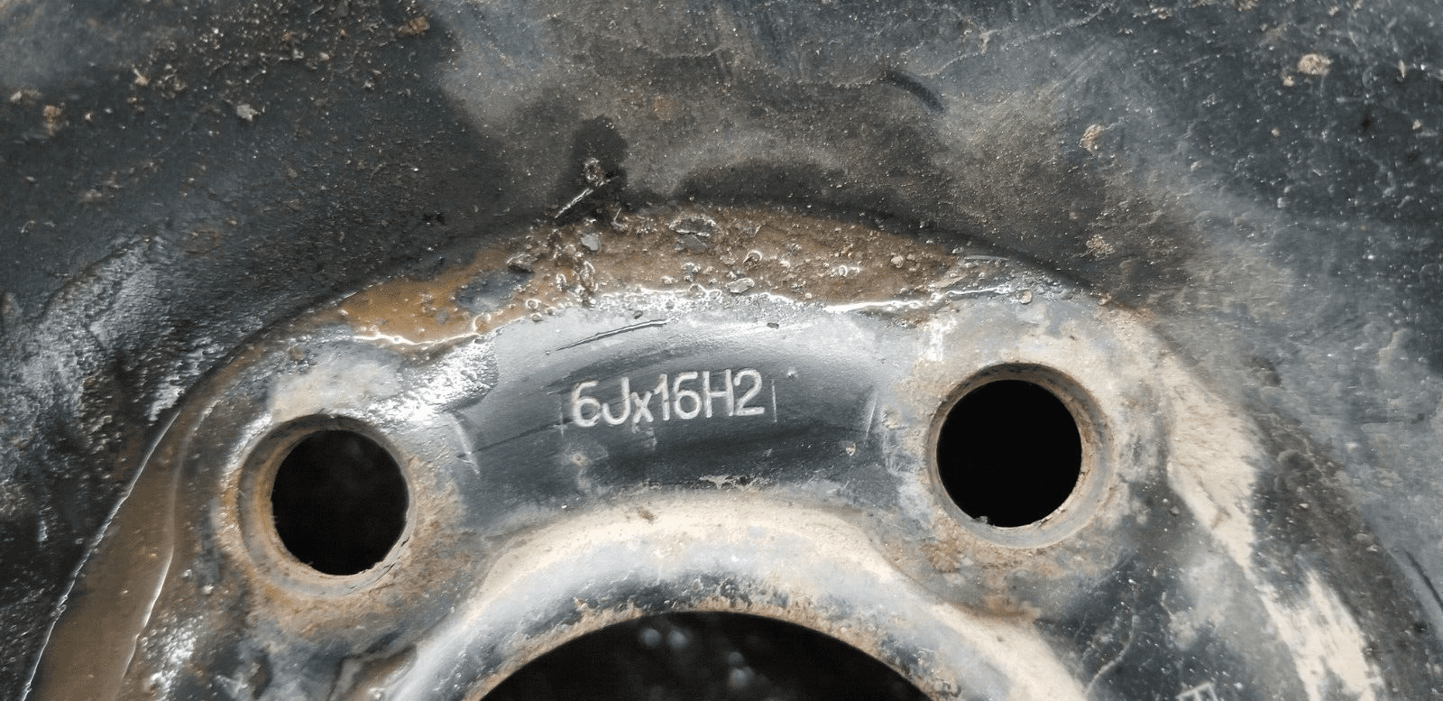 Renault Trafic Vivaro 2015-2019 Steel Wheel And 215/65/16 Michelin Tyre - Image 3