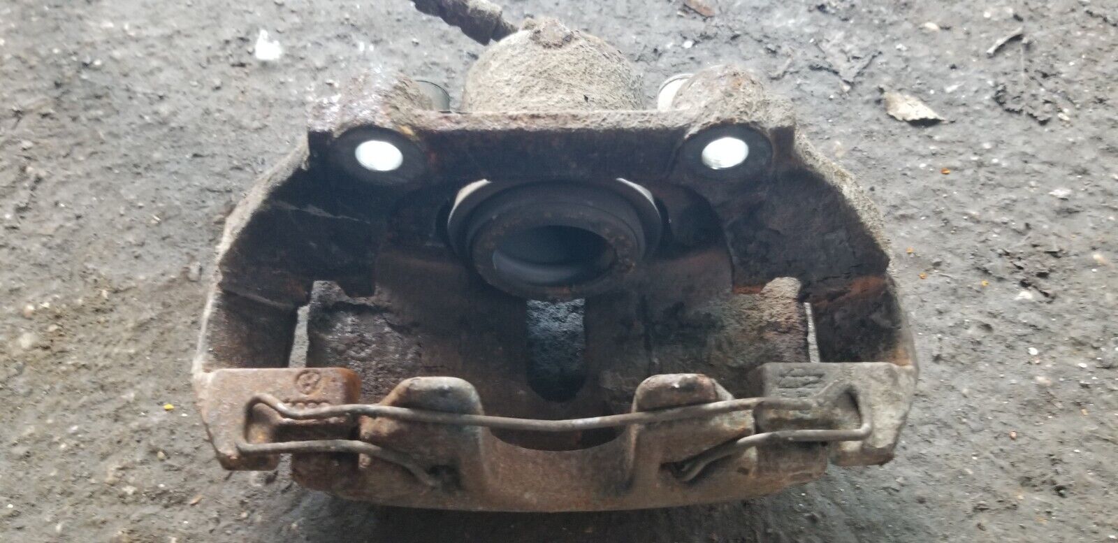 Skoda Rapid 1.6 Diesel 2016 Front Left Side Brake Caliper |O - Image 5