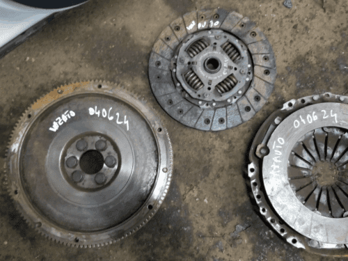 SKODA RAPID SPACEBACK SE TECH TDI FLYWHEEL AND CLUTCH KIT  2016