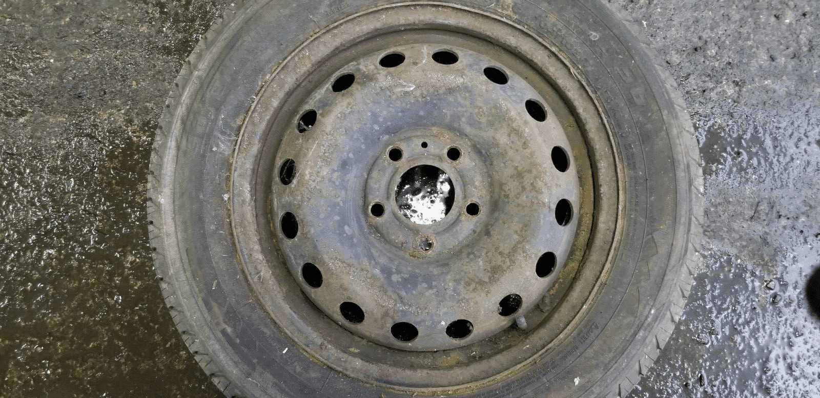 VAUXHALL VIVARO 2012 16 INCH STEEL WHEEL WITH TYRE 195/65/R16C - Image 3