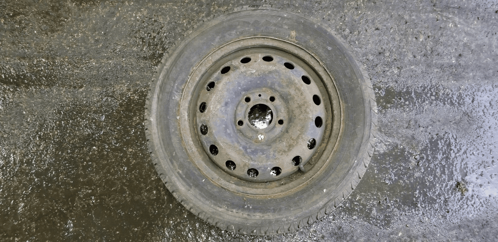 VAUXHALL VIVARO 2012 16 INCH STEEL WHEEL WITH TYRE 195/65/R16C