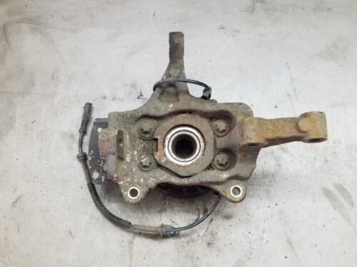 Front wheel hub assembly for Vauxhall Vivaro 1.6 CDTI showing 5 wheel studs