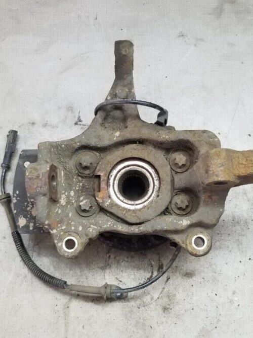 Front wheel hub assembly for Vauxhall Vivaro 1.6 CDTI showing 5 wheel studs