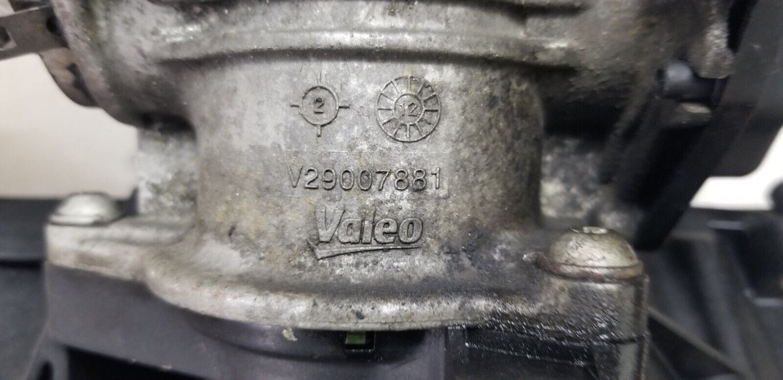 VW Audi Seat Skoda Throttle Body 03L128063S and Inlet Manifold 03L129711AL |O - Image 4