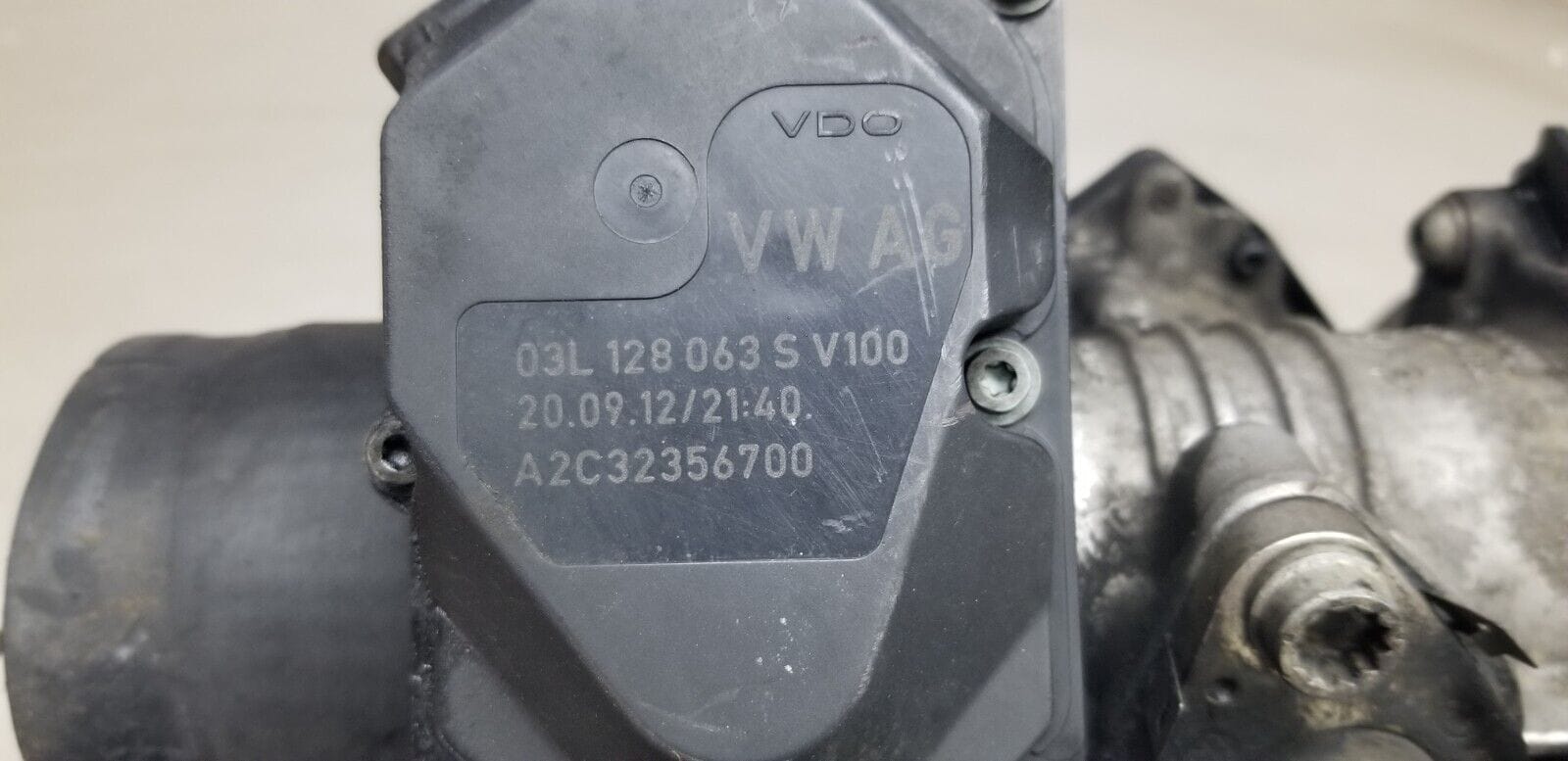 VW Audi Seat Skoda Throttle Body 03L128063S and Inlet Manifold 03L129711AL |O - Image 5