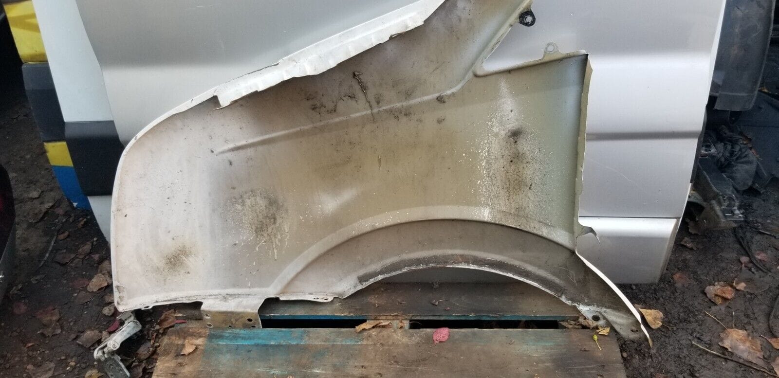 Volkswagen Crafter Driver Side Wing Panel - Image 7